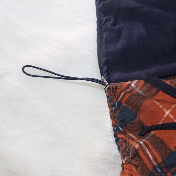 No Boundaries 50/50 Active Shirt with Hood - Picture 6 of 9